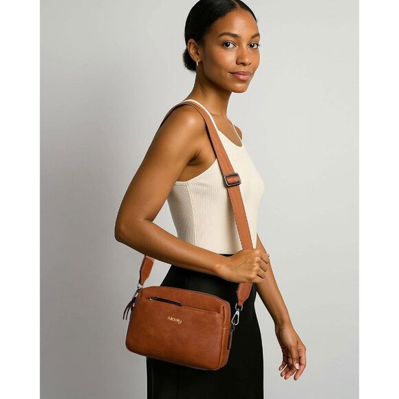 Small Vegan Leather Crossbody Purse Women Organizer Wallet Travel - Picture 6 of 7